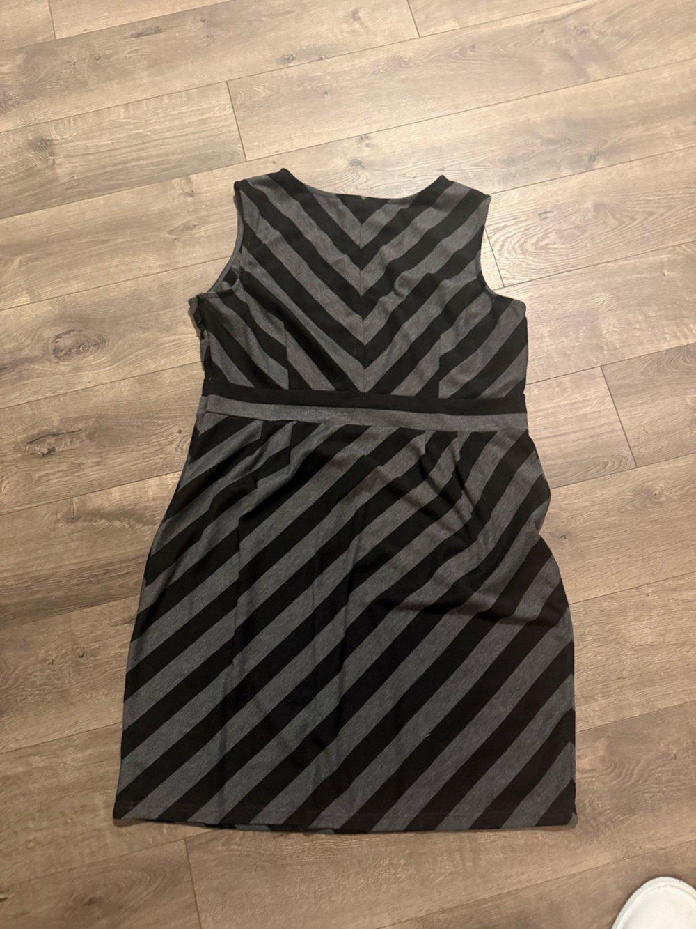 Linea by Louis Dell'Olio Black and Gray Knit Top